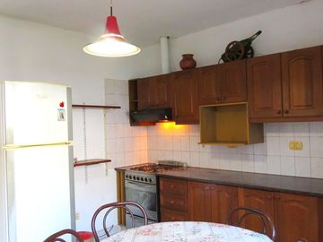 VENTA CASA 3 AMBIENTES CASTELAR NORTE