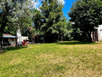 CASA QUINTA EN VENTA SOBRE AVENIDA EN MORENO