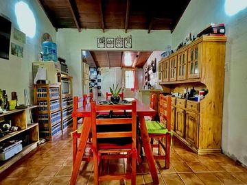 CASA QUINTA EN VENTA SOBRE AVENIDA EN MORENO