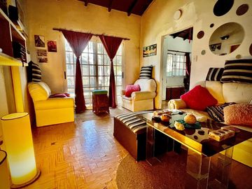 CASA QUINTA EN VENTA SOBRE AVENIDA EN MORENO