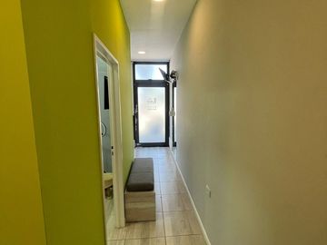 Local + Cochera Complejo Solares de Santa MARIA