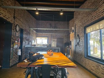 VENTA CASA 3 DORM C/PILETA TIERRALTA - MALAGUEÑO