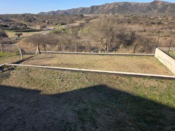 VENTA CASA 3 DORM C/PILETA TIERRALTA - MALAGUEÑO