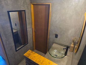 VENTA CASA 3 DORM C/PILETA TIERRALTA - MALAGUEÑO