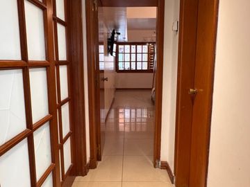 VENTA CASA 3 AMB C/QUINCHO Y PARQUE SANTOS LUGARES