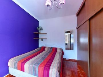 VENTA CASA 3 AMB CASTELAR NORTE JARDIN Y QUINCHO