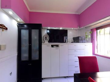 VENTA CASA 3 AMB CASTELAR NORTE JARDIN Y QUINCHO