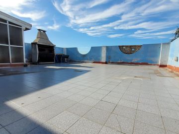 VENTA EN BLOCK DEPTO 5 AMB + GALPON LANUS OESTE