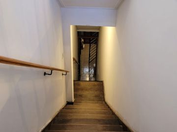 VENTA EN BLOCK DEPTO 5 AMB + GALPON LANUS OESTE