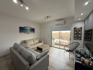 DEPTO 2 AMB CON COCHERA EN LANUS OSTE