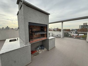 DEPTO 2 AMB CON COCHERA EN LANUS OSTE