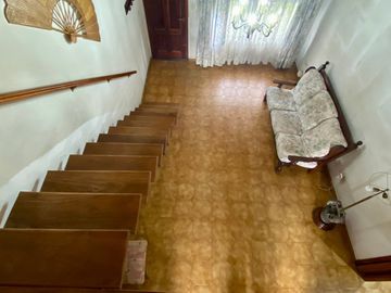 VENTA CASA 6 AMBIENTES – EL PALOMAR