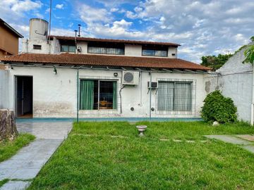 VENTA CASA 6 AMBIENTES – EL PALOMAR