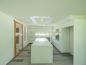 Venta casa San Diego Country Club PERMUTA FINANCIA