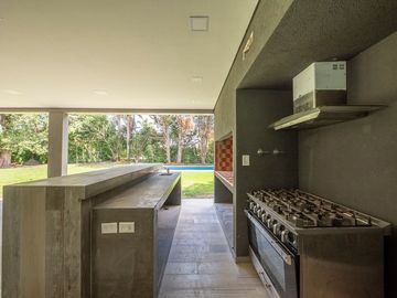 Venta casa San Diego Country Club PERMUTA FINANCIA