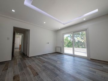 Venta casa San Diego Country Club PERMUTA FINANCIA