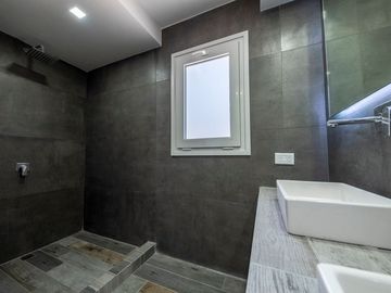 Venta casa San Diego Country Club PERMUTA FINANCIA