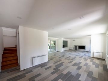 Venta casa San Diego Country Club PERMUTA FINANCIA