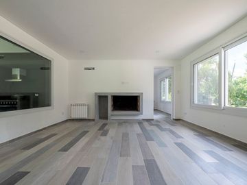 Venta casa San Diego Country Club PERMUTA FINANCIA