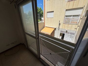 VENTA DEPTO 2 AMB SANTOS LUGARES APTO CREDITO