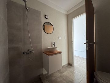 Venta Depto Monoambiente con balcón - Billinghurst