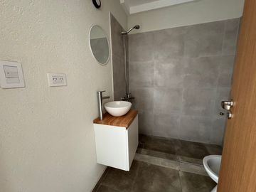 Venta Depto Monoambiente con balcón Billinghurst