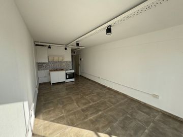 Venta Depto Monoambiente con balcón Billinghurst