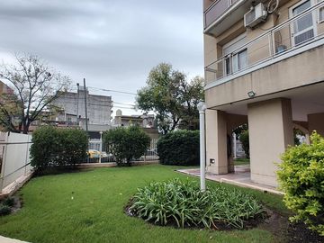 Departamento 2 ambientes APTO CREDITO V LURO