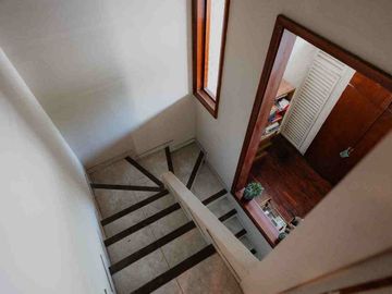 VENTA CASA 5 DORMITORIOS 