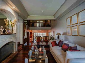 VENTA CASA 5 DORMITORIOS 