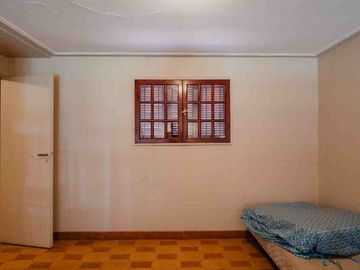 VENTA CASA 5 DORMITORIOS 