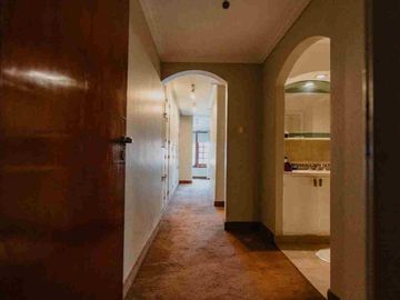 VENTA CASA 5 DORMITORIOS 