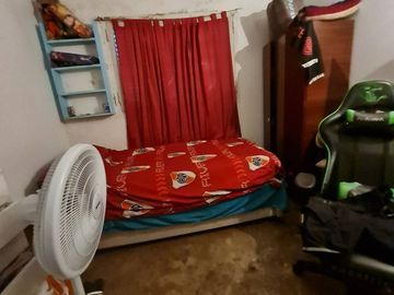 Casa de estilo americano sobre lote de 494m.