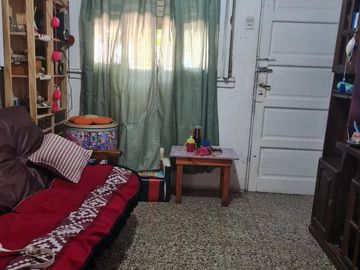 Casa de estilo americano sobre lote de 494m.