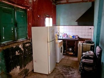 TERRENO AMPLIO CON CASA PARA RECICLAR BUENA NUEVA