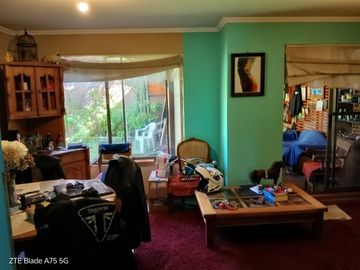 Casa en Venta en BAYONA 2335