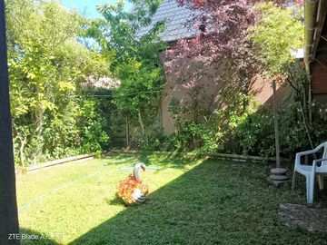 Casa en Venta en BAYONA 2335