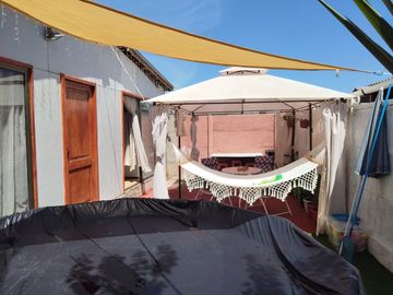 Se vende casa en Belloto lado Norte