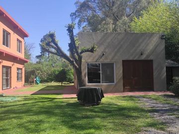 Casa Quinta en Venta 1500 mt Lote en Pilar Bª Solares del Norte