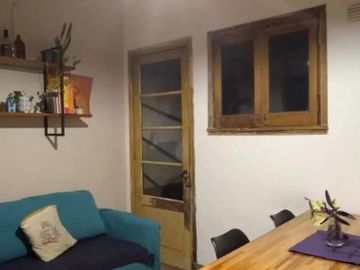 Casa en venta - 3 Dormitorios 2 Baños - Cochera - 320Mts2 - Barracas