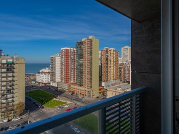 Alquiler por dia departamento 3 ambientes para 4 personas vista al mar zona La Perla