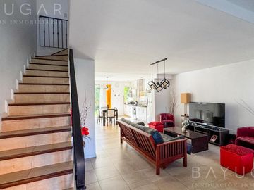 Venta Casa - California Village - Pilar