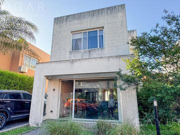 Venta Casa - California Village - Pilar