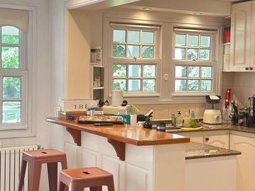 Excelente casa con un estilo encantador, desarrollada en lote de 833 m2, en el Barrio St. Thomas Sur