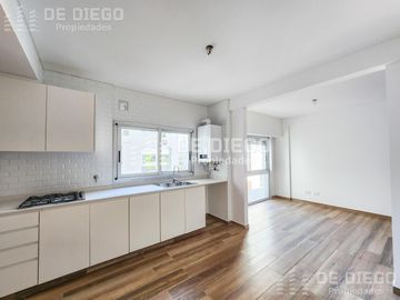 Venta con Renta! Departamento semipiso 4 ambientes, bajo Vicente López