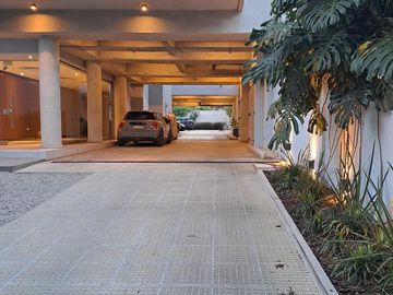 Venta con Renta! Departamento semipiso 4 ambientes, bajo Vicente López