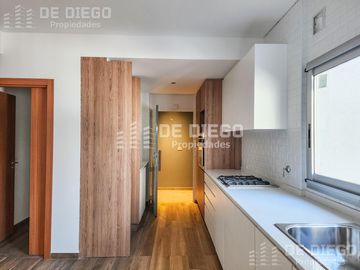 Venta con Renta! Departamento semipiso 4 ambientes, bajo Vicente López