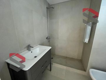 Departamento en alquiler a estrenar con cochera en Zárate Centro