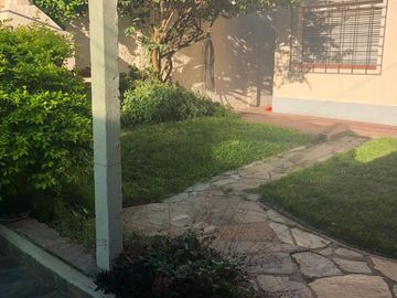 Casa y PH en Victoria en venta