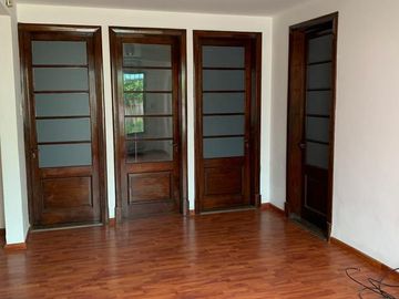 Casa y PH en Victoria en venta